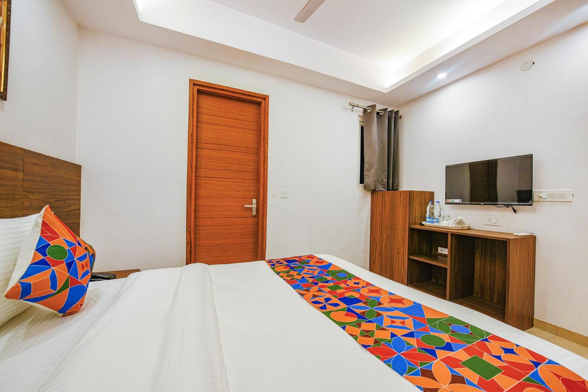 Fabhotel Sparkling - Nr Yashobhoomi Convention Centre Delhi  Dış mekan fotoğraf