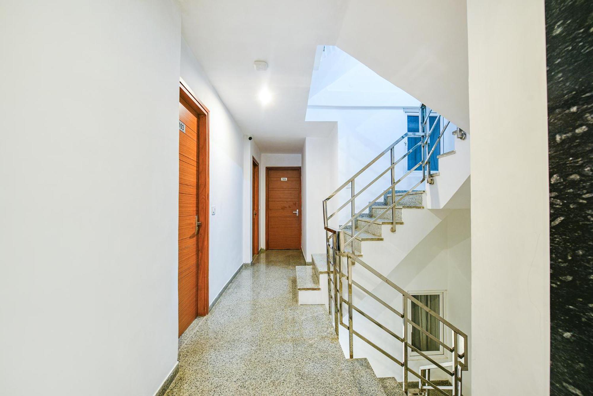 Fabhotel Sparkling - Nr Yashobhoomi Convention Centre Delhi  Dış mekan fotoğraf
